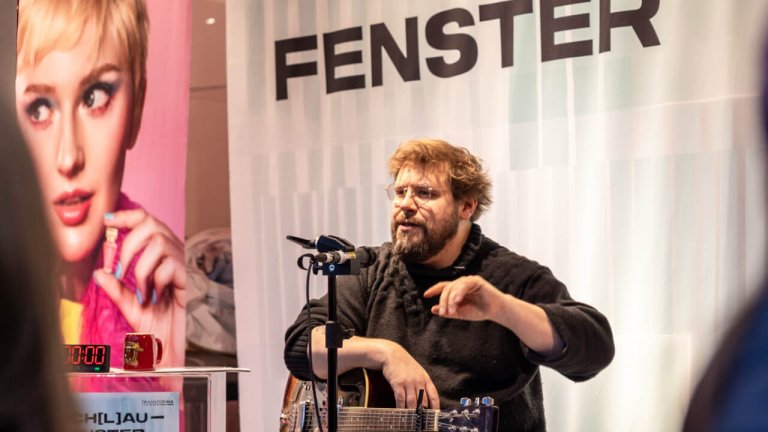 „Sch(l)aufenster“: Kurzvorträge im Kaufhaus
